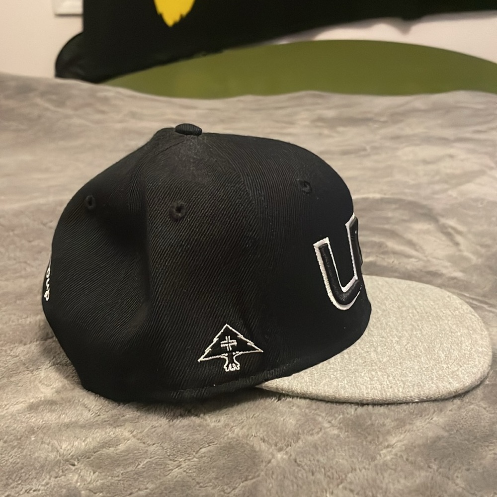 LRG SnapBack hat - Picture 2 of 5